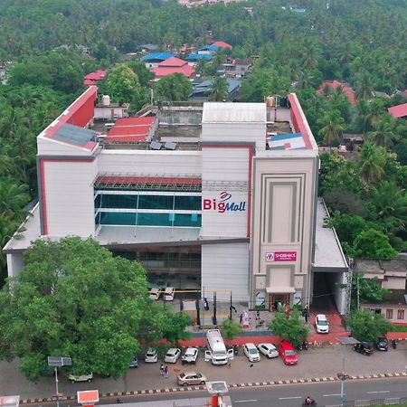 Bigmall Residency Kannangad Exterior foto