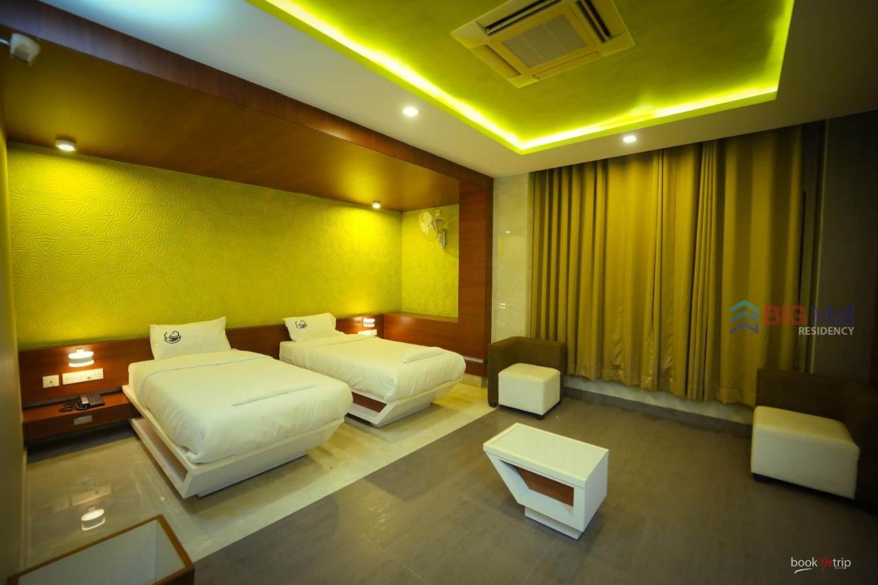Bigmall Residency Kannangad Exterior foto