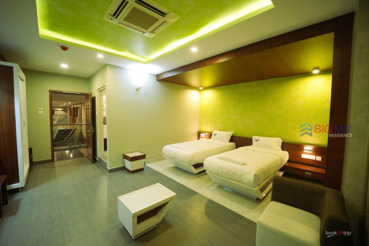 Bigmall Residency Kannangad Exterior foto